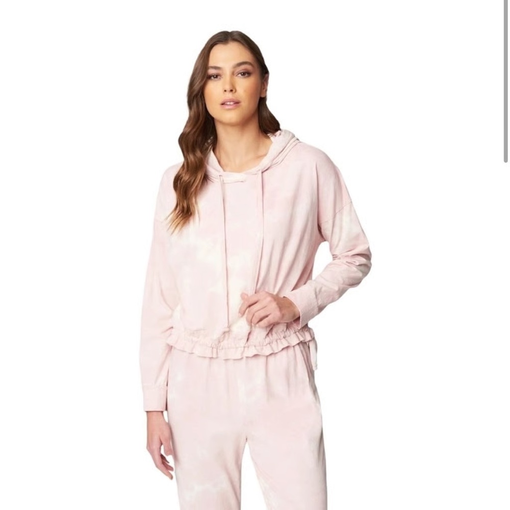 Women’s Pink Tie-Dye Hooded Pullover Set
